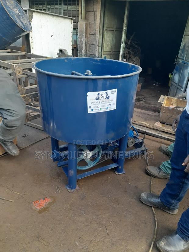 Concrete Pan Mixer - main view