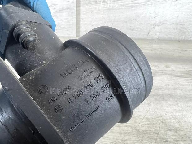 BMW E46 E81 E87 E87N E90 Hot-Film Air Mass Meter 7566986 - thumbnail 3