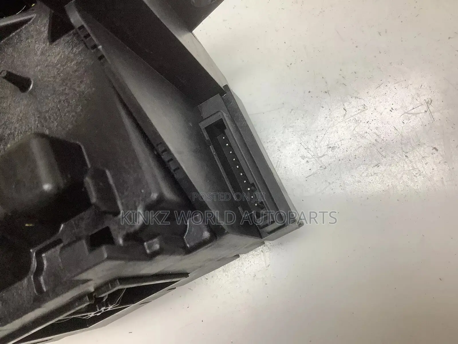 BMW X3 F25 F01 F02 F07 F10 F11 Gear Selector Switch 9260973