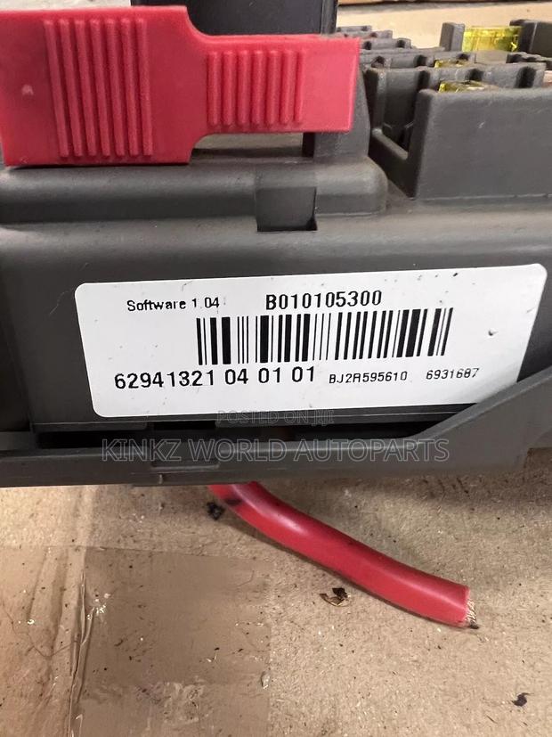 BMW X5 X6 Series E70 E71 Power Distribution Fuse Box 6931687 - thumbnail 2