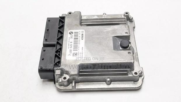 BMW 5 Series Engine Control Module Ecu 8518477 F10 F11 2013 - thumbnail 4