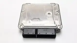 BMW 5 Series Engine Control Module Ecu 8518477 F10 F11 2013