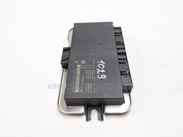 BMW F10 F11 Footwell Light Control Module Ecu 9244188 2011