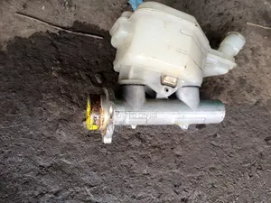Nissan Wingroad Master Cylinder
