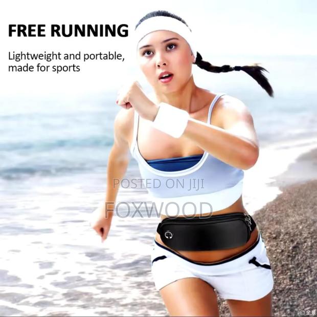 Multifunctional Waist Bag - thumbnail 9