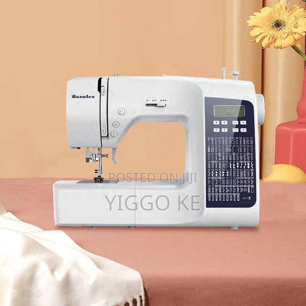 Sewing and Embroidery Machine Small Size 1 Needle - thumbnail 3