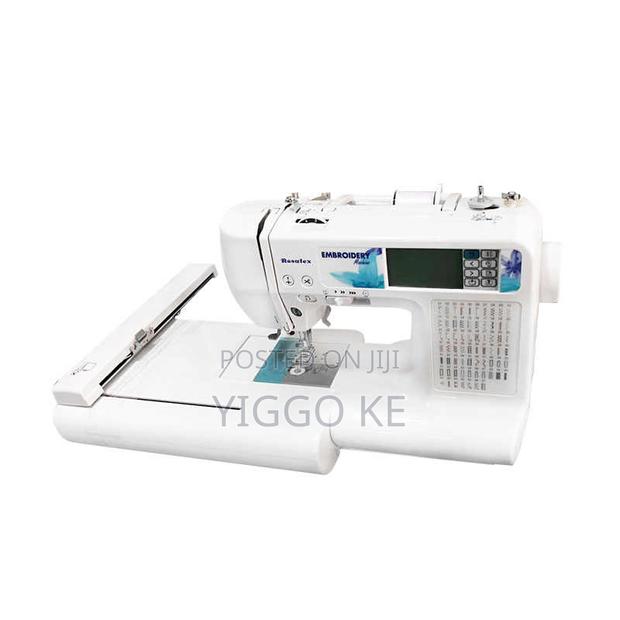 Small Household Embroidery Machine Flat Sewing Embroidery - thumbnail 4