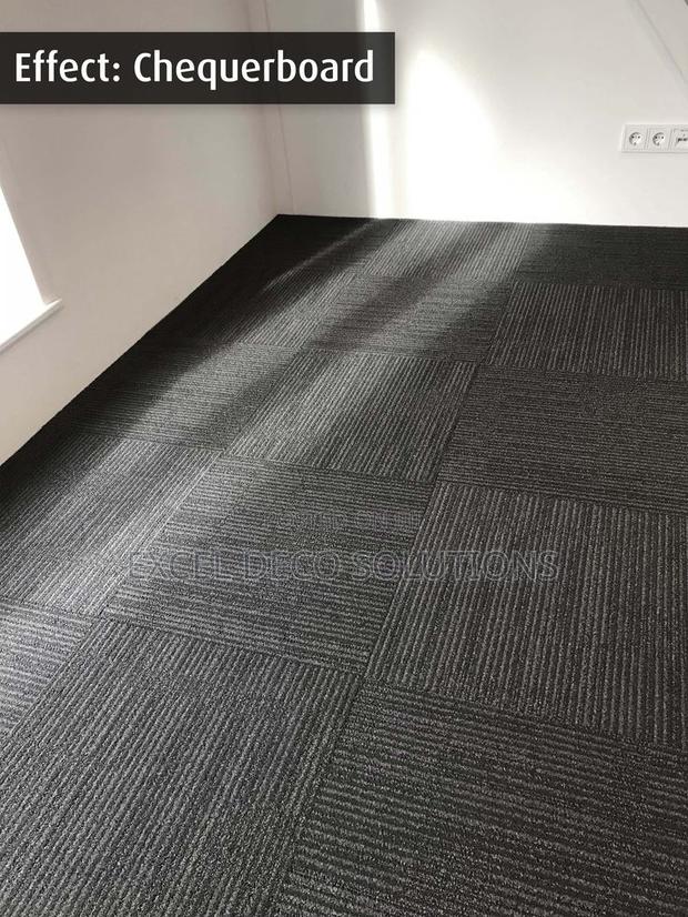 Comfort Style Wall to Wall Carpet Tiles