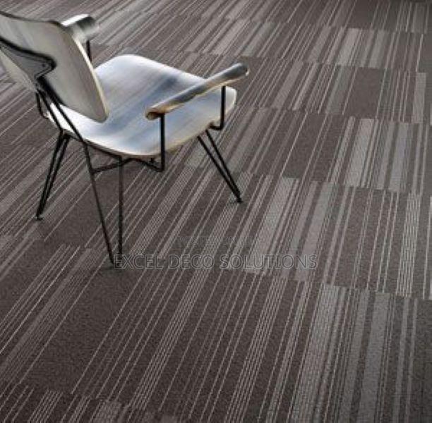 Universal Style Office and Home Carpet Tiles