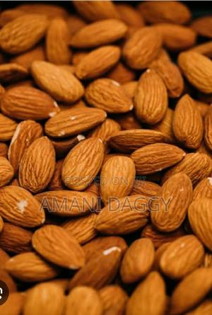 Almonds.Grade 1kg - main view