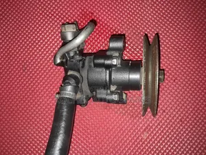 Hillux 3y Engine Power Steering Pump