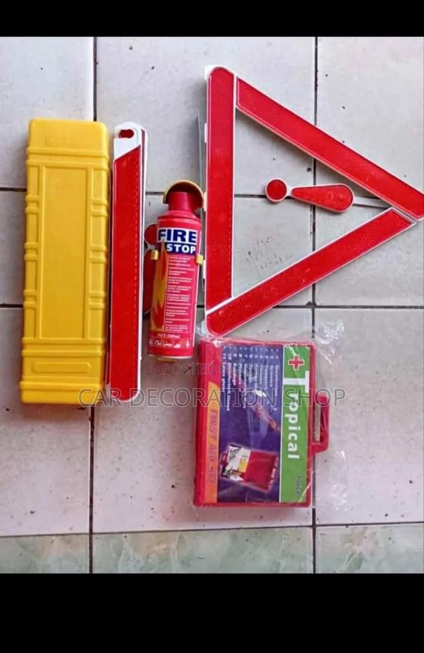 Car Road 3in1 Safety Kits 2 Lifesavers,Extinguisher,Aid Box