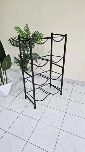 *8 Water Bottle Holder Rack