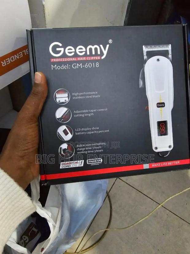 Brand New Geemy GM 6018 Shaver Rechargeable