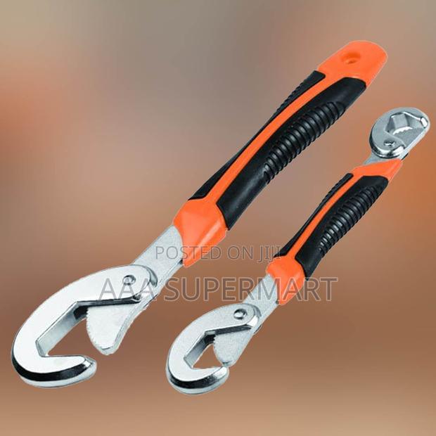 2 PCS UNIVERSAL WRENCH - 9-32mm - main view