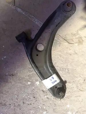 Toyota Vitz Conrol Arm
