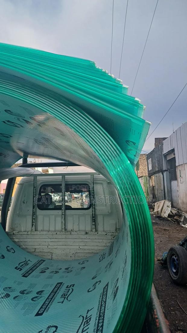 Polycarbonate Sheets Heavy Duty Polycarbonate Sheets - thumbnail 3