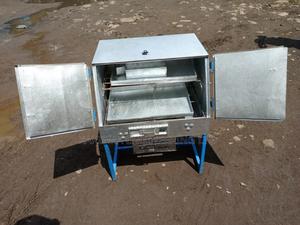 Small-Size Cake Charcoal Oven. - thumbnail 2