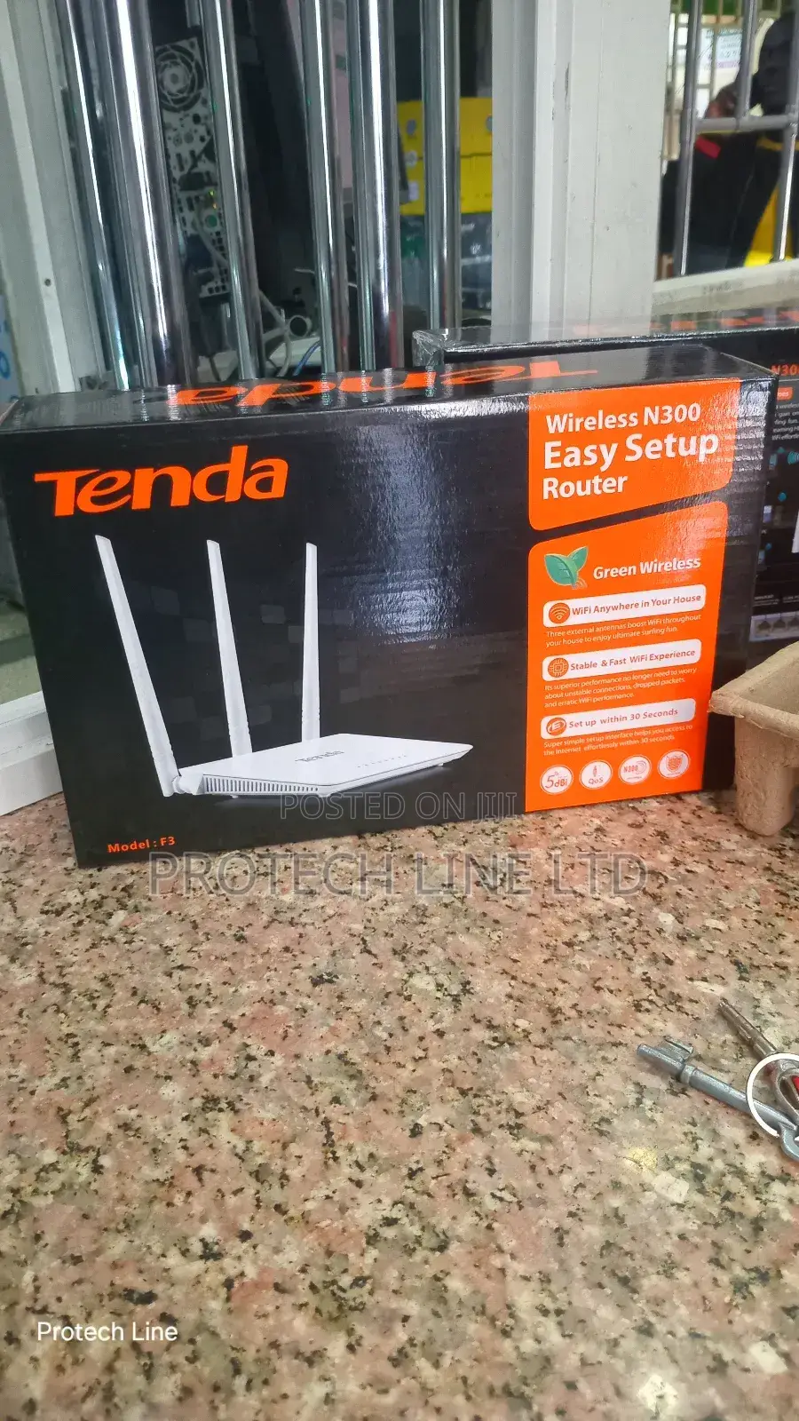 Tenda N300 Wireless WI-FI Router