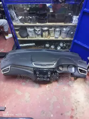 Nissan X-Trail Nt 32 Dashboard Only