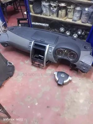 Nissan X-Trail Nt 31 Dashboard Only