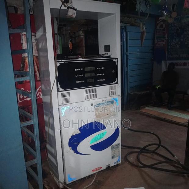 Kerosene Pump - thumbnail 3