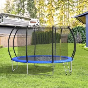 Trampolines[ Trampolinés/Trampolínes[Trampôlines/Trâmpolines