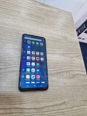 Tecno Spark 8C 64 GB Blue