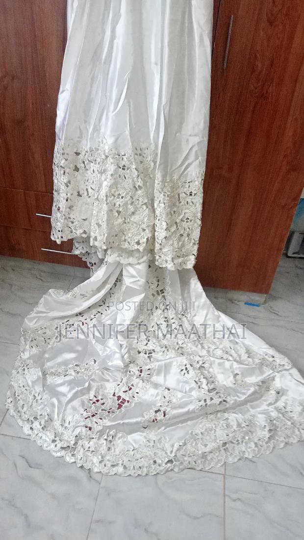 Wedding Gown - thumbnail 2