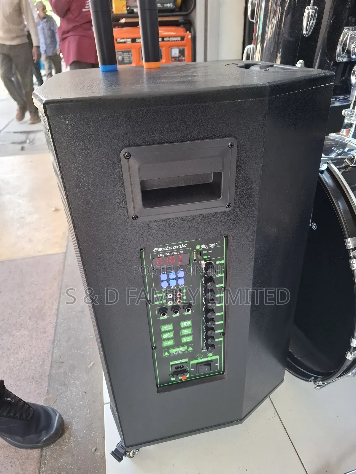 Eastsonic 15 Inch Powered Speaker