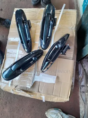 Toyota Landcruiser 100 Series Door Handle Stock Available