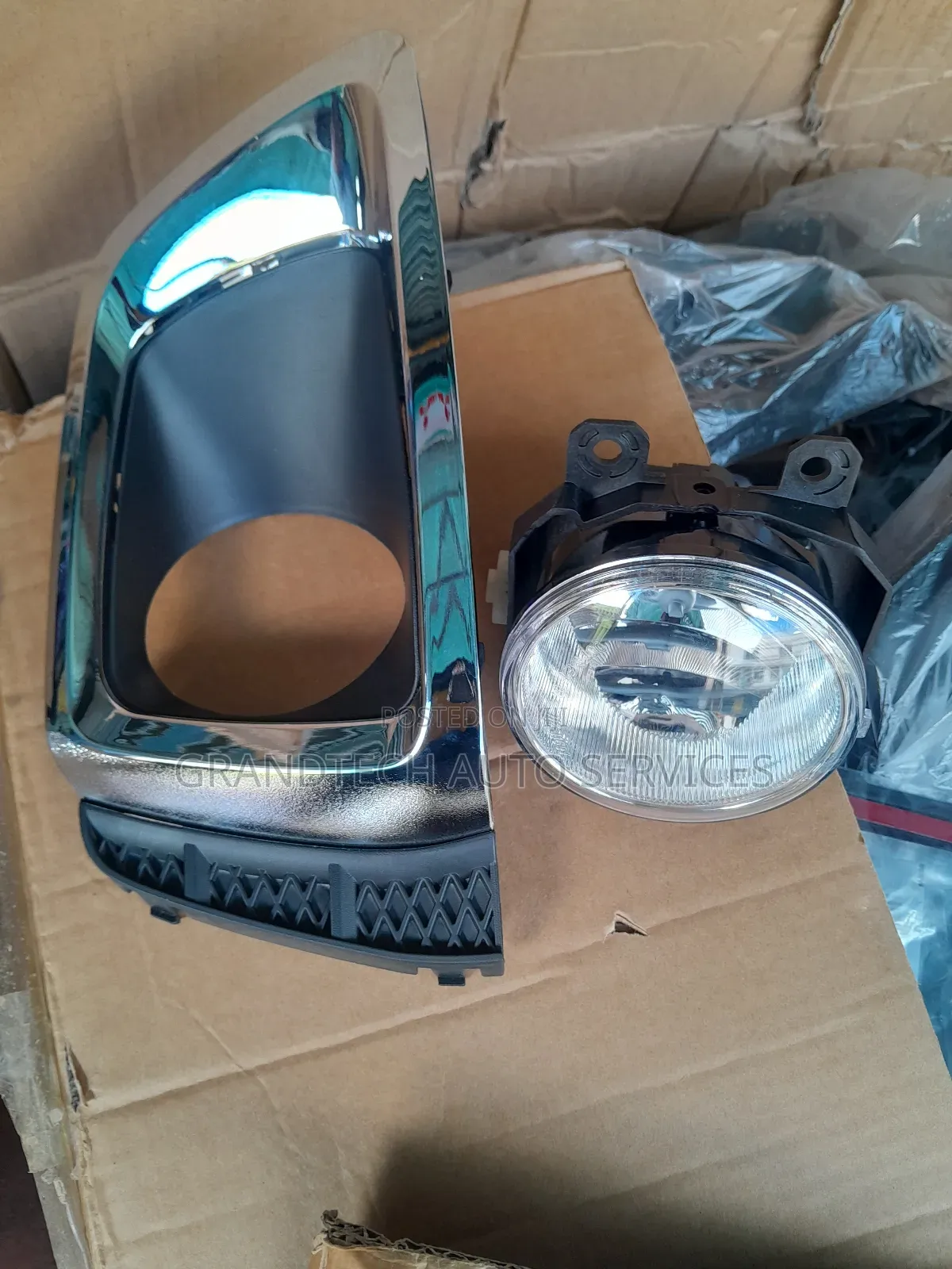 Subaru Forester SJ Xt Foglight +Cover