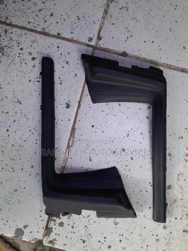 Toyota Vitz Jewela Windscreen Finishers Moulding