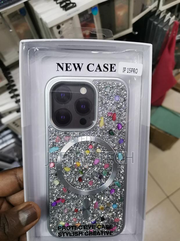 iPhone 15 Pro Bling Glitter Magsafe Rhinestone Case-Gray - main view