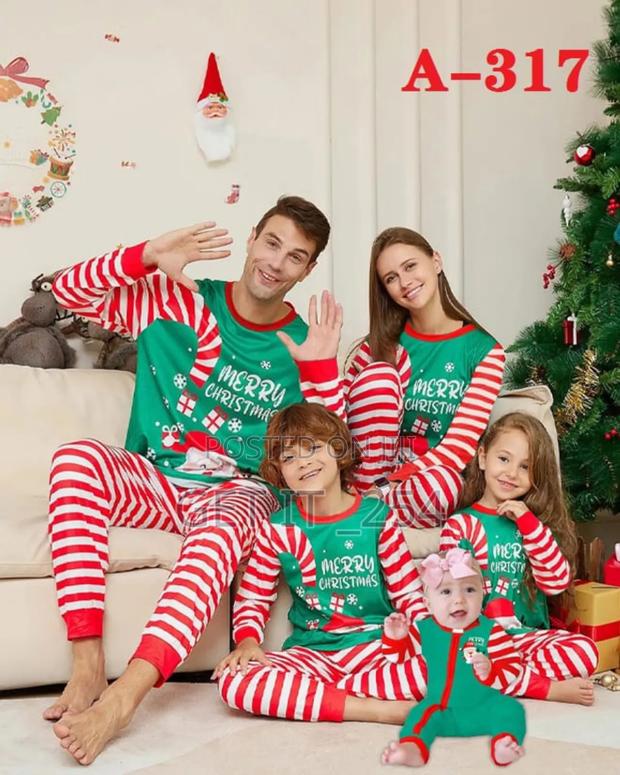 *Christmas Pajamas Outfit for Both Adults Kids Pyjamas Set
