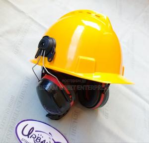 Industrial Helmets Attached To EM-5002B - main view