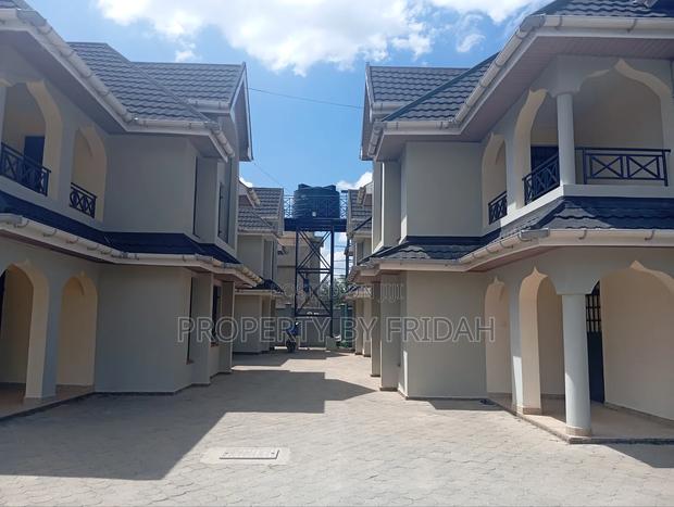 4bdrm Mansion in Kitengela for rent - main view