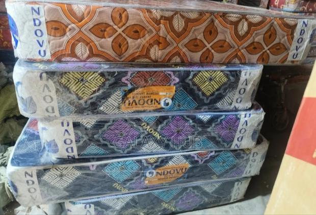 High Density 5*6 8 Inches Quilted Mattress