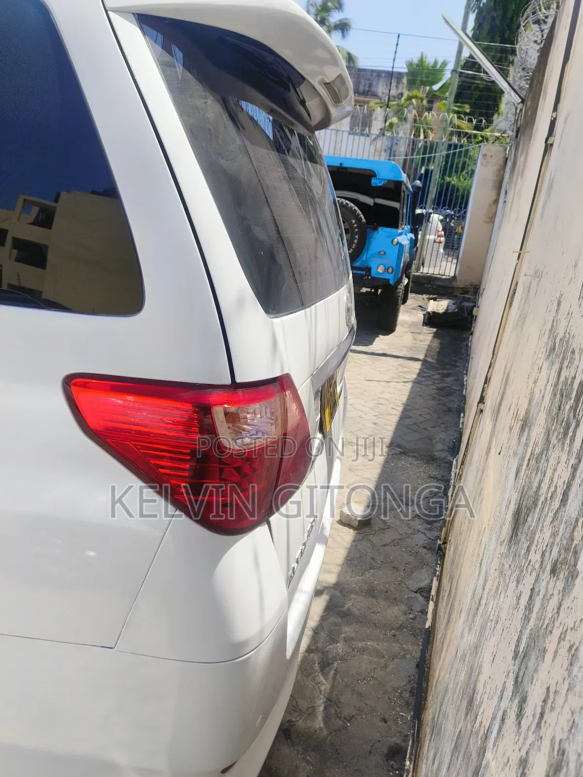 Toyota Alphard 2012 White