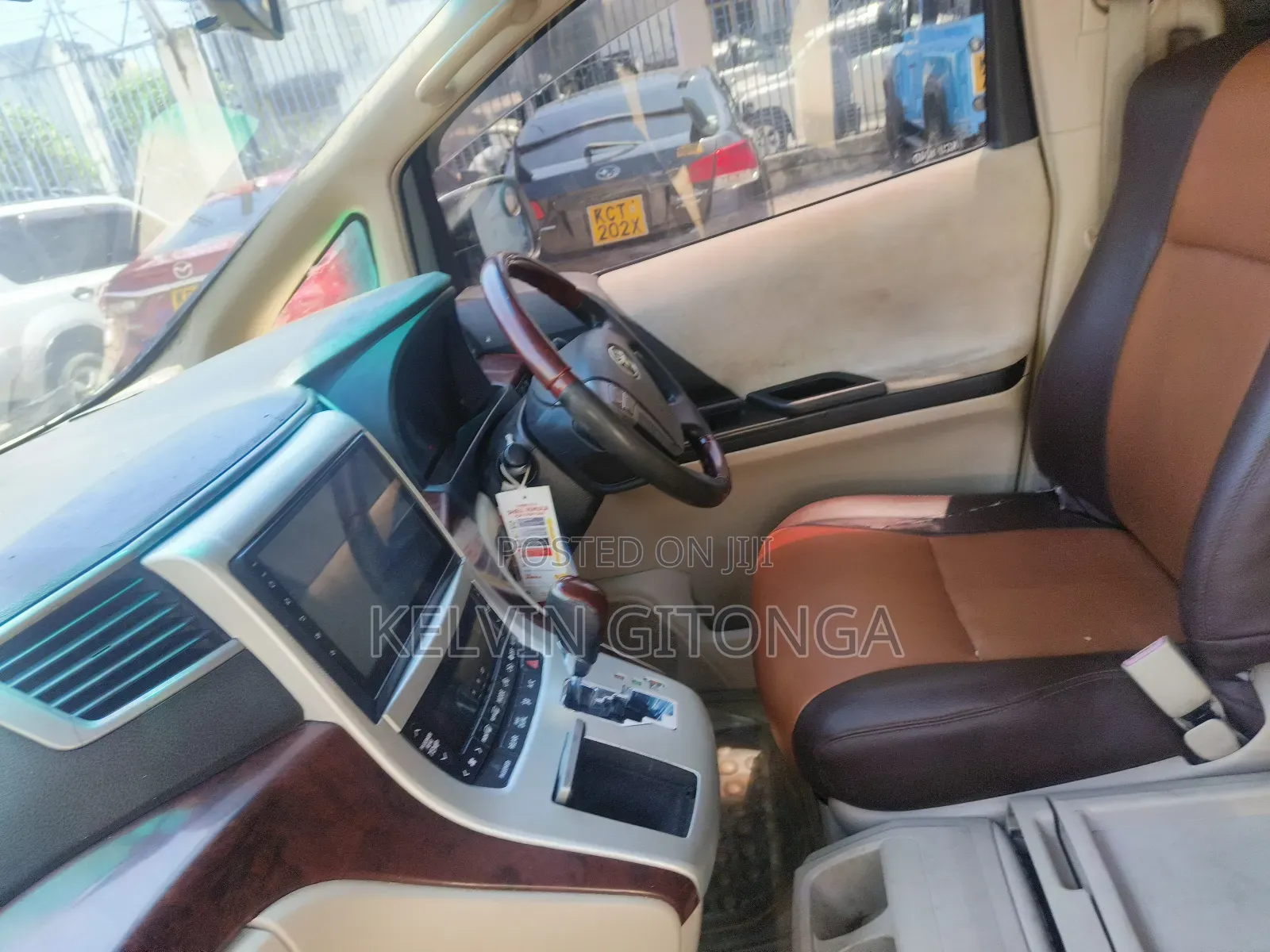 Toyota Alphard 2012 White