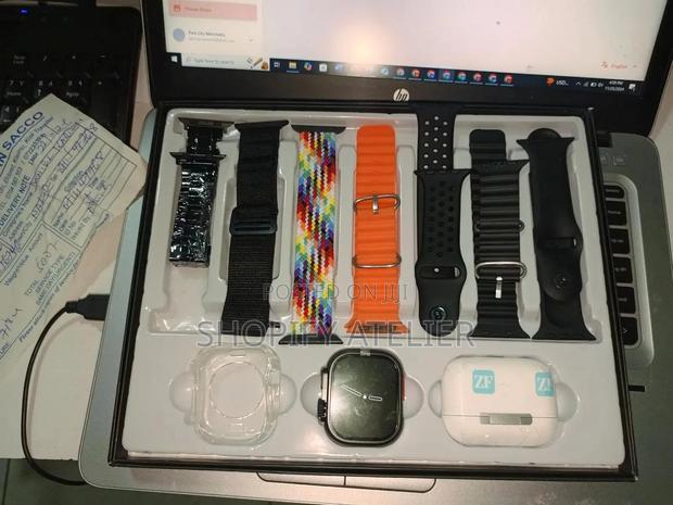 H20 Ultra Smart Watch With Week Straps - thumbnail 2