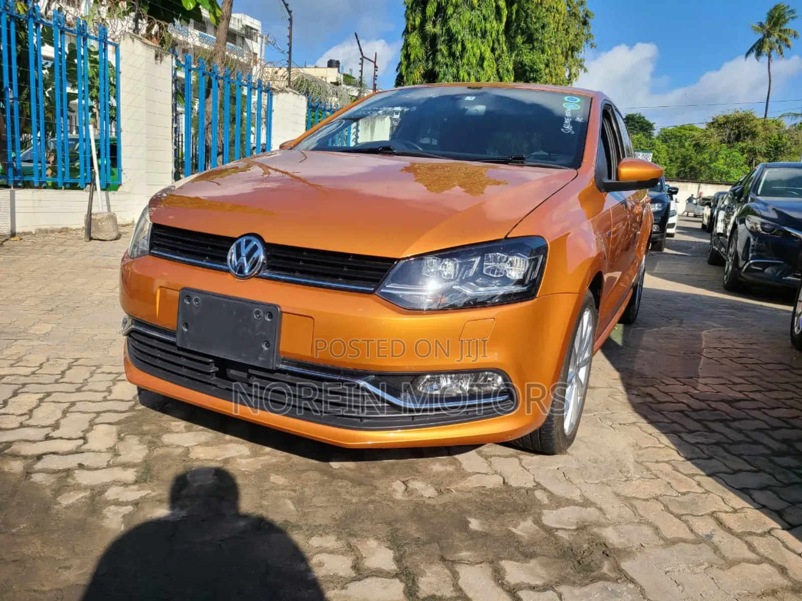 Volkswagen Polo 2017 Orange