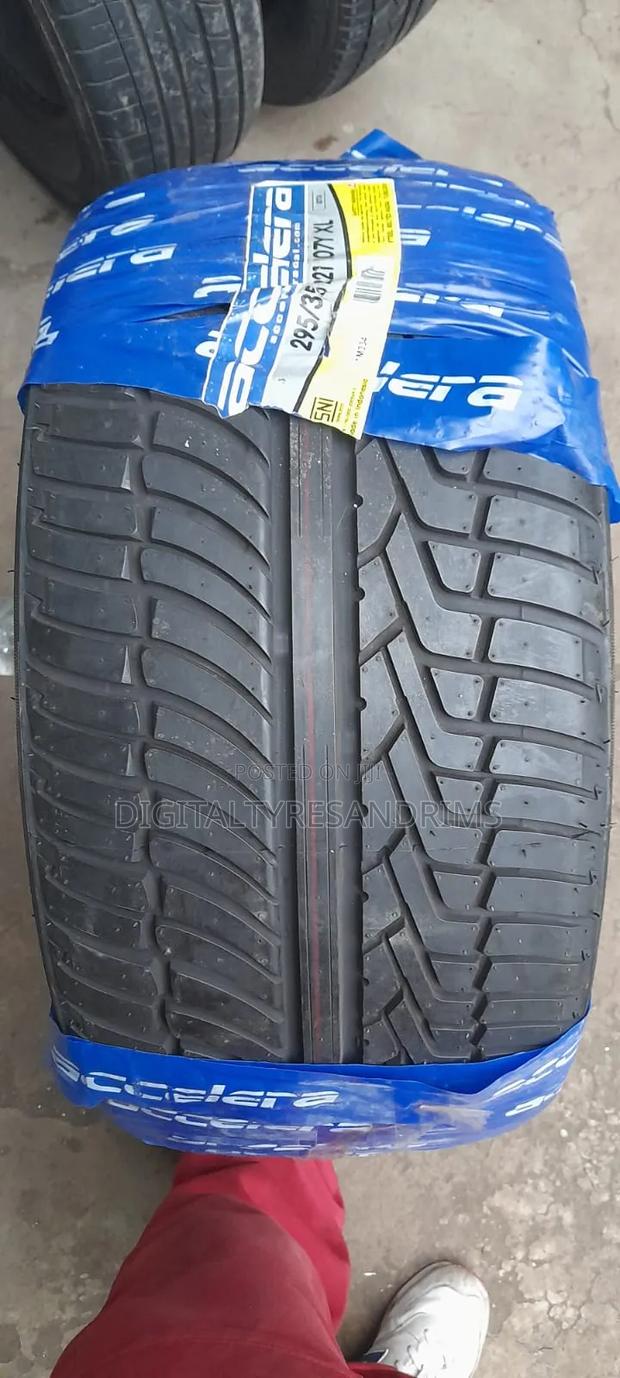 295/35r21 Accelera Tyres Made in Indonesia Brand New