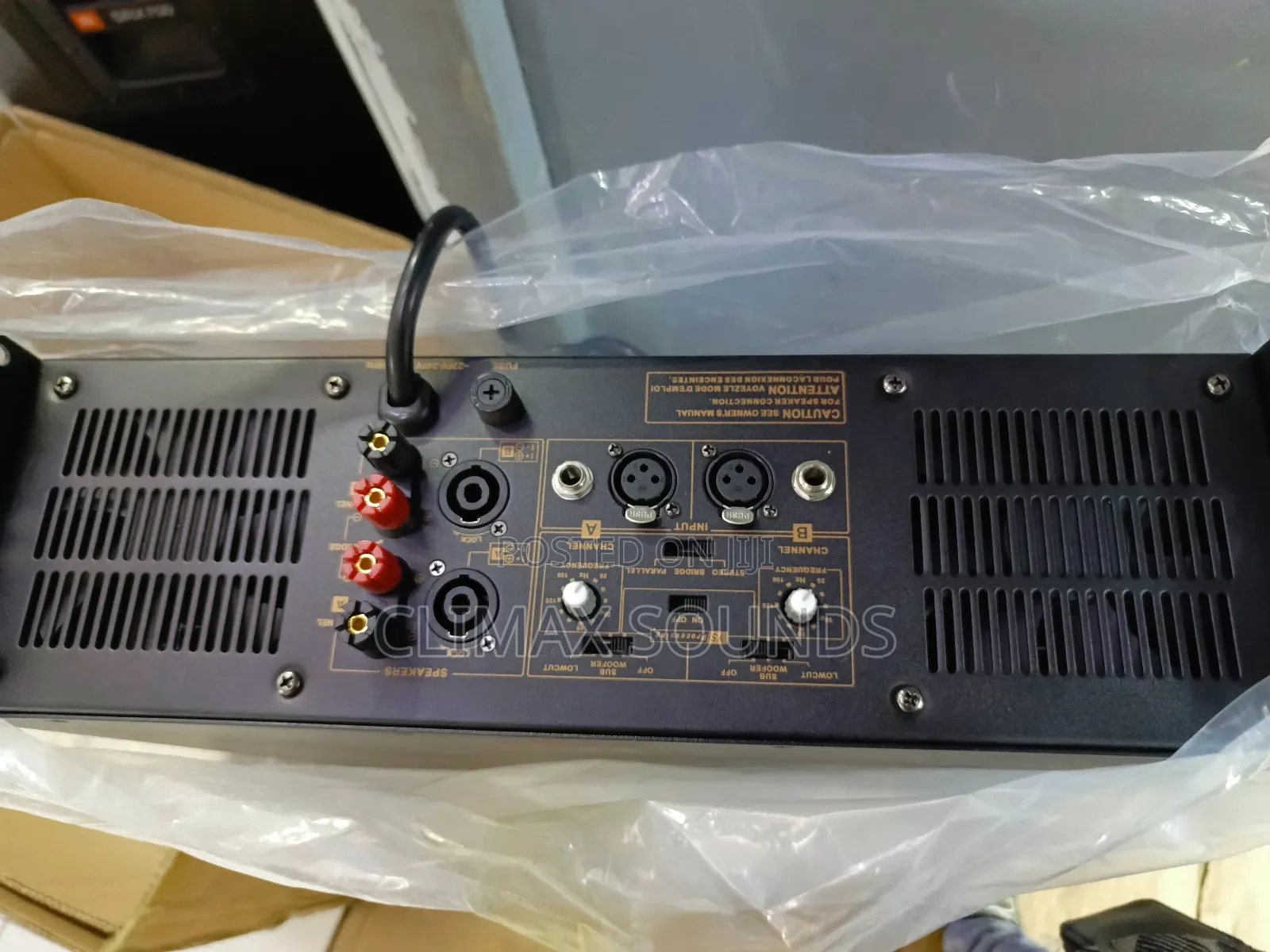 Peavey Cs6000 Power Amplifier's