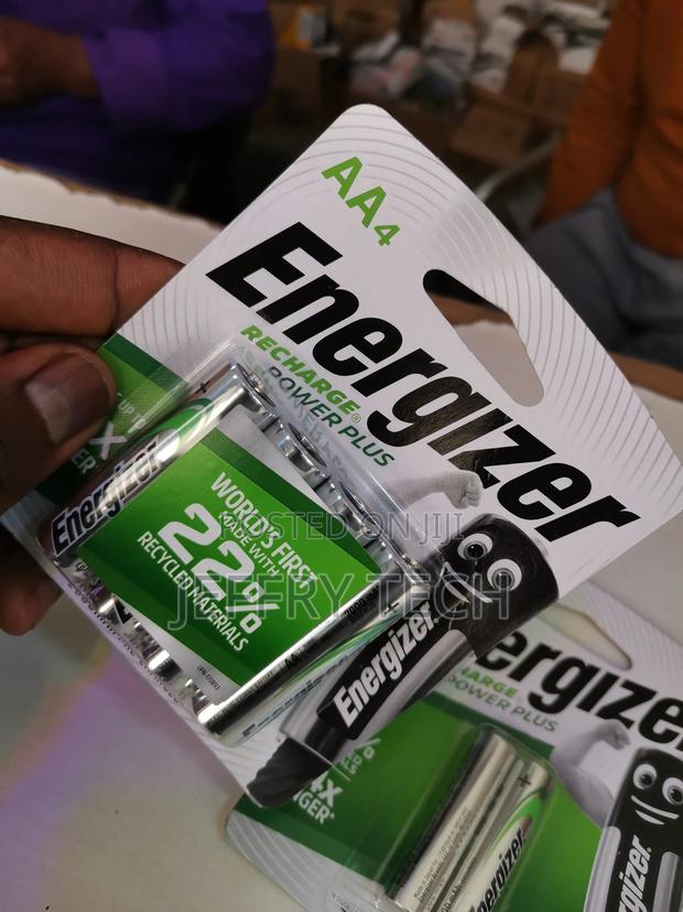 Energizer Rechargeable AA Batteries (4 Pack) - thumbnail 2