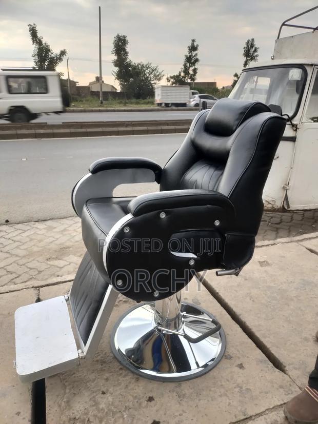 Kinyozi Seats/ Barber Seats - thumbnail 2