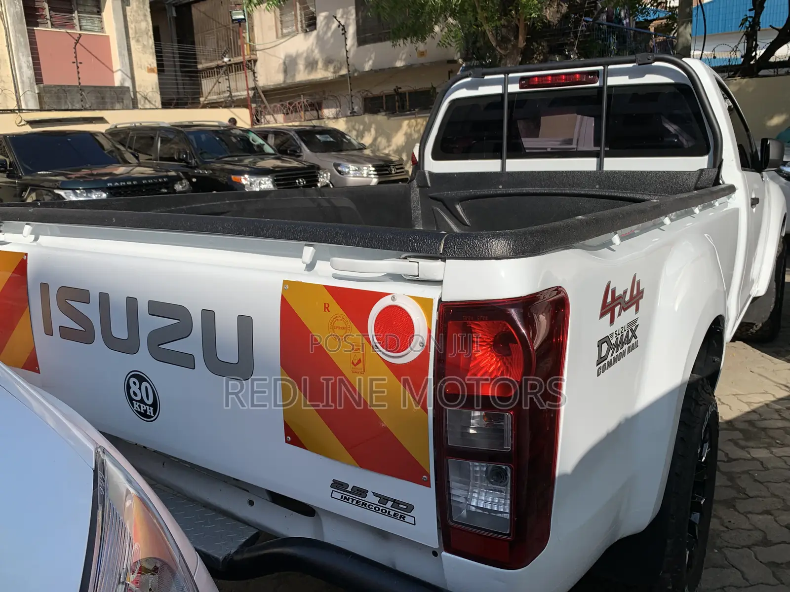 Isuzu D-MAX 2021 White