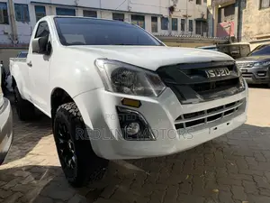 Isuzu D-MAX 2021 White