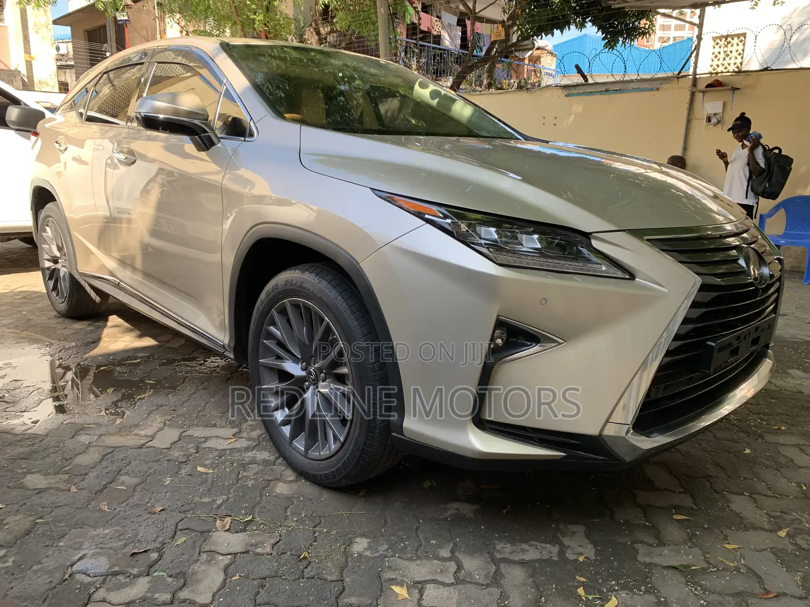 Lexus RX 300 2018 Gold