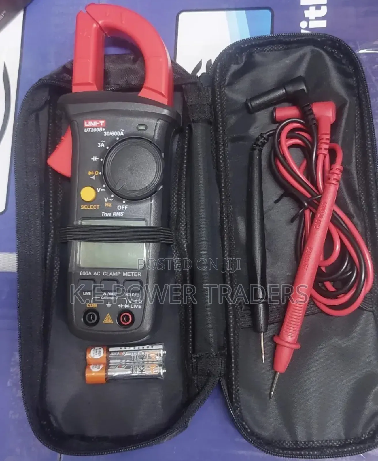 UNI-T UT200B+ Digital Clamp Meter